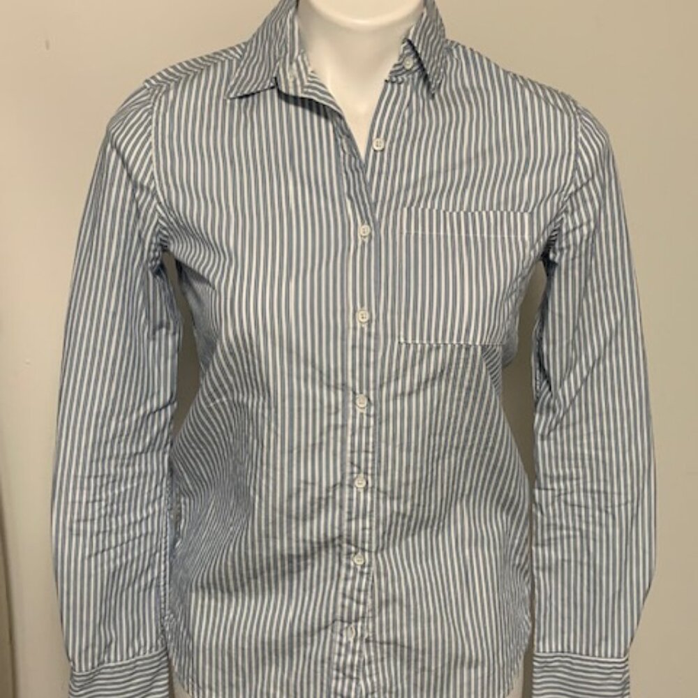 PRINCE & FOX BLUE AND WHITE STRIPED BLOUSE XS